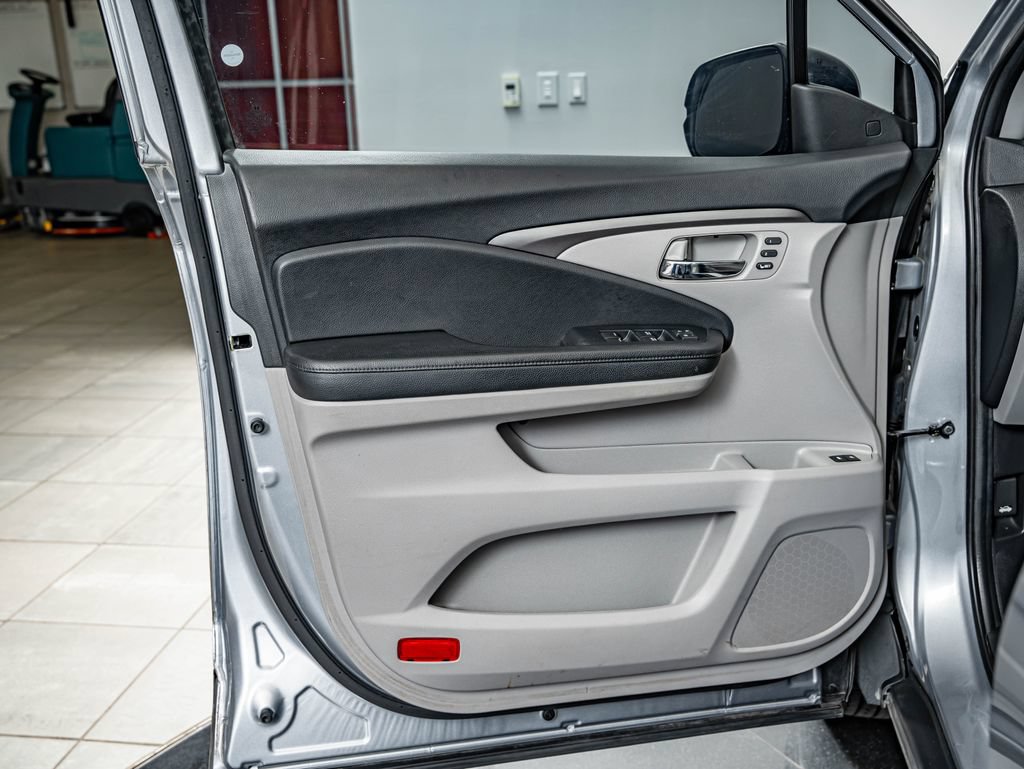 Used 2019 Honda Pilot EX-L image 19