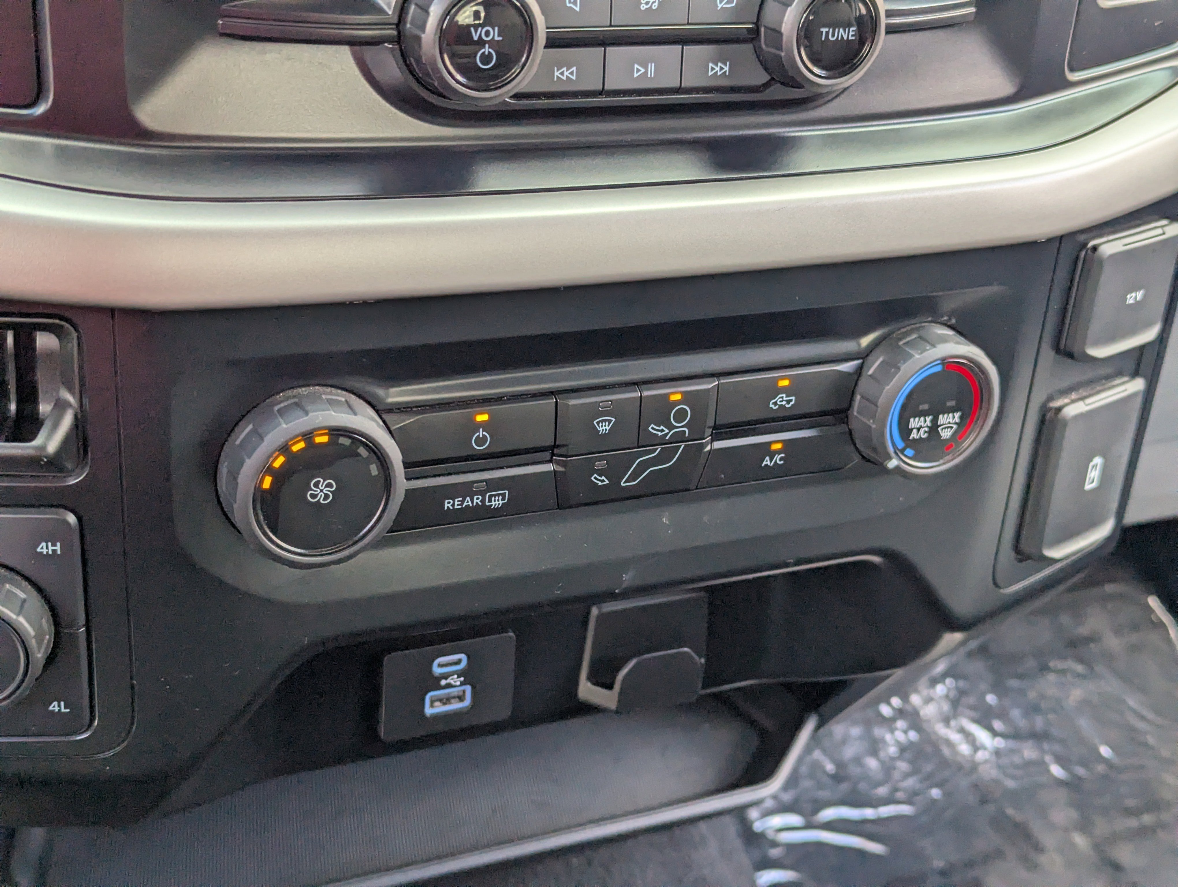 Used 2023 Ford F150 XLT image 26