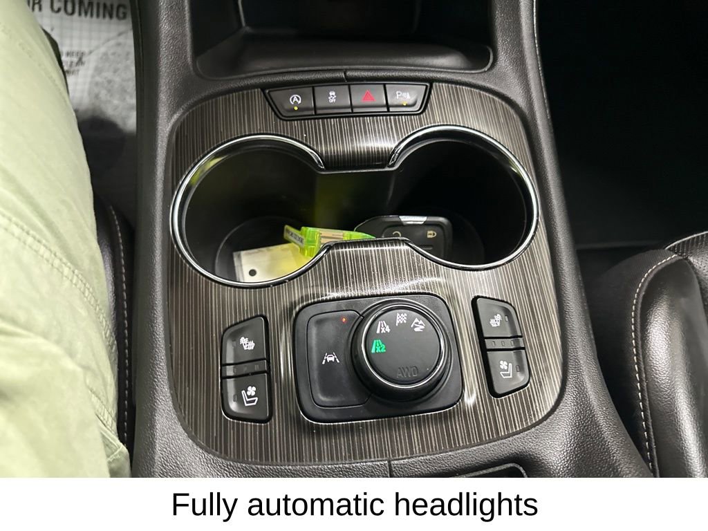 Certified 2021 GMC Acadia SLT w/ Preferred Package image 46