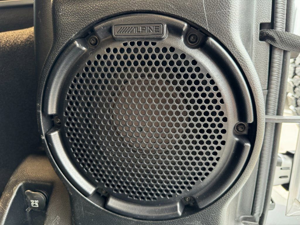 Used 2013 Jeep Wrangler Unlimited Sahara w/ Connectivity Group image 10