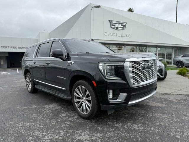 Used 2021 GMC Yukon XL Denali w/ Advanced Technology Package