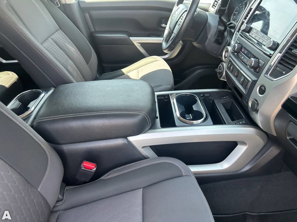 Used 2021 Nissan Titan SV w/ SV Convenience Package AWD/4WD image 12