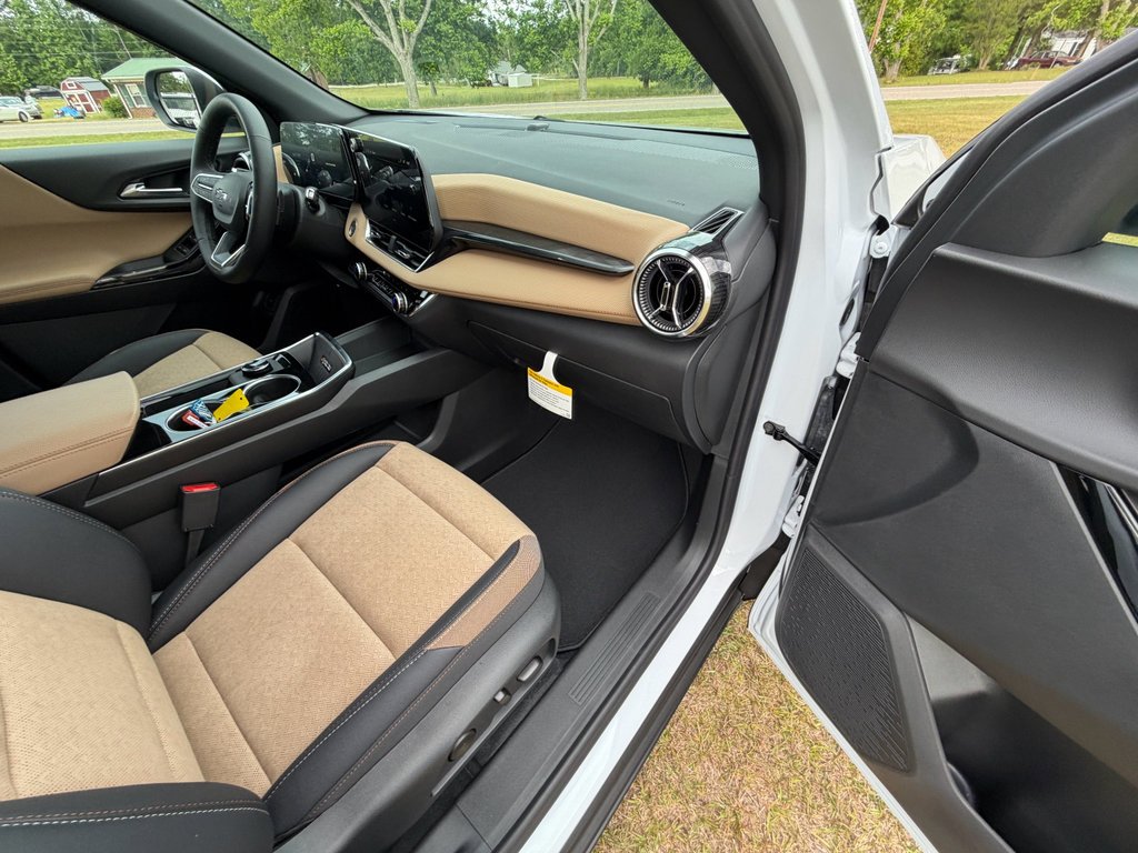 New 2026 Chevrolet Equinox ACTIV FWD image 30