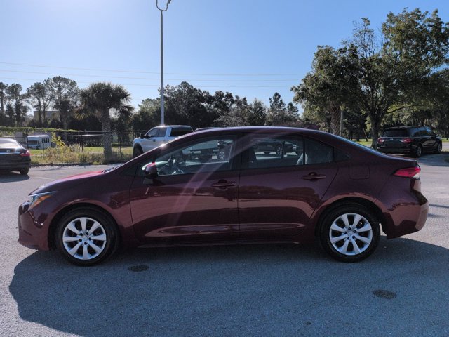 Used 2025 Toyota Corolla LE FWD image 7