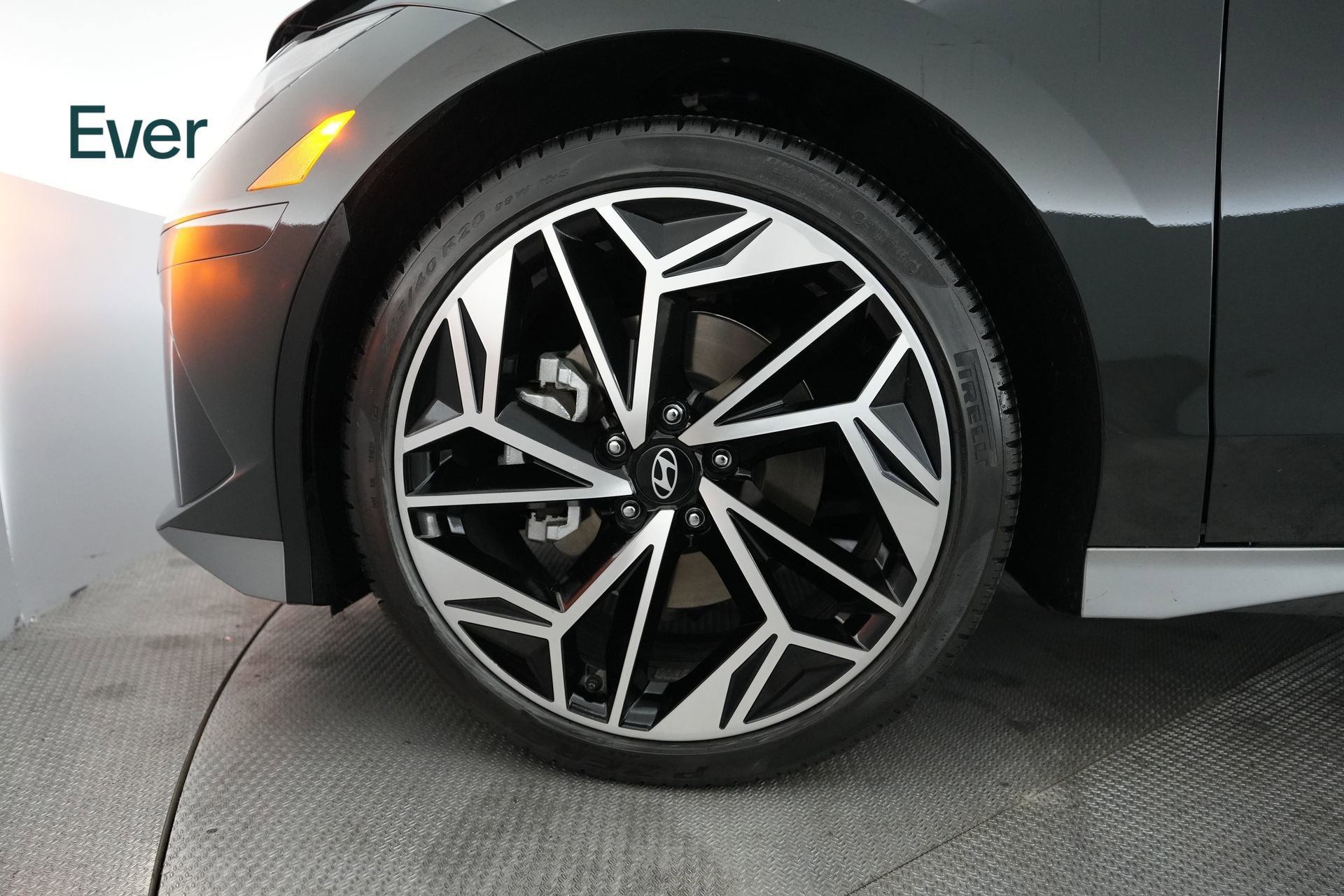 Used 2024 Hyundai Ioniq 6 SEL image 19