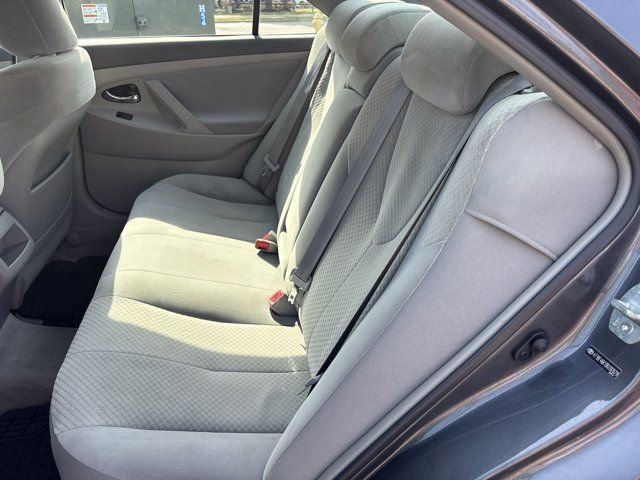 Used 2009 Toyota Camry LE image 14