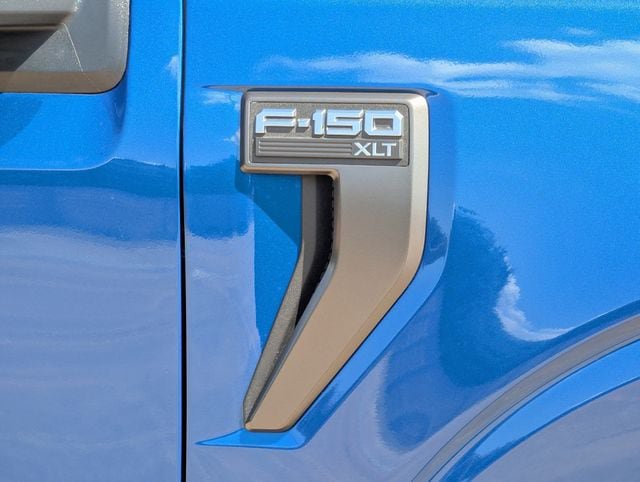 Used 2022 Ford F150 XLT w/ Equipment Group 302A High AWD/4WD image 9