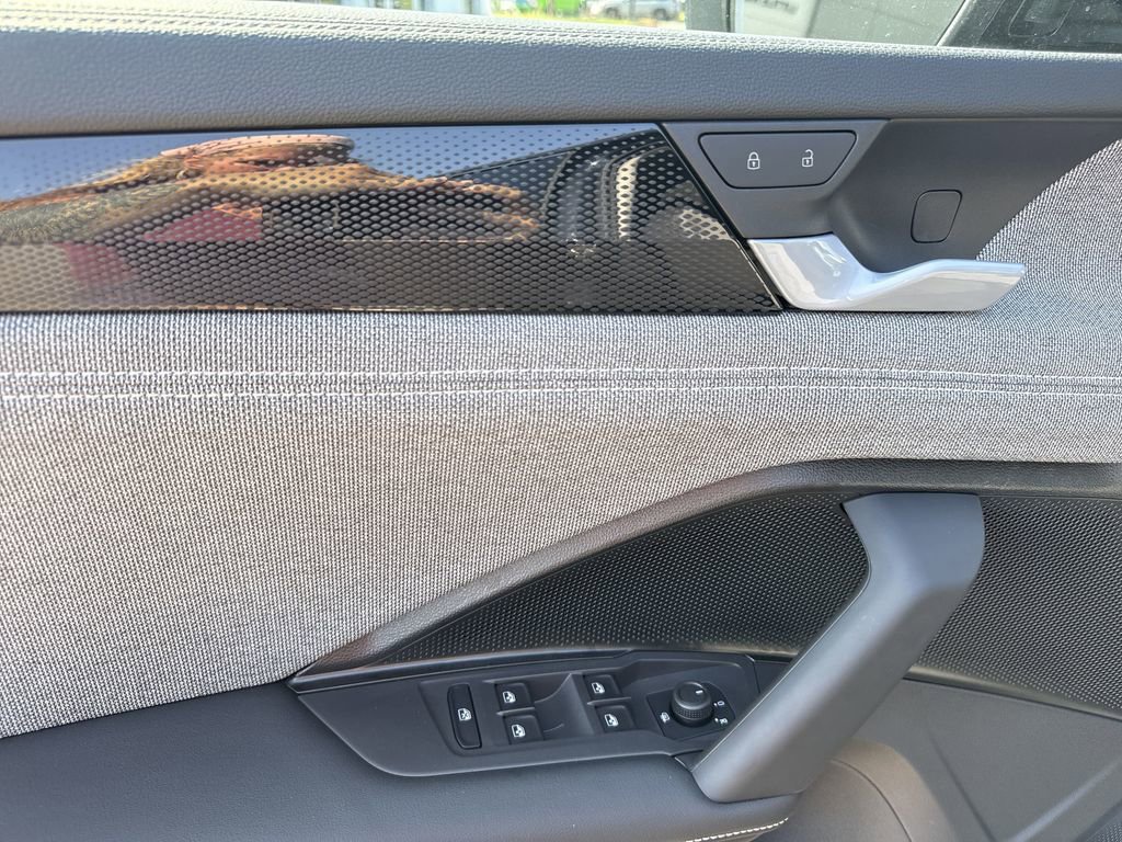 New 2025 Volkswagen Tiguan S image 24