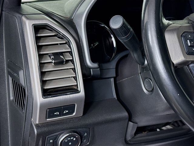 Used 2019 Ford F250 Platinum w/ Platinum Ultimate Package AWD/4WD image 12