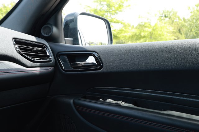 Used 2025 Dodge Durango GT RWD image 26