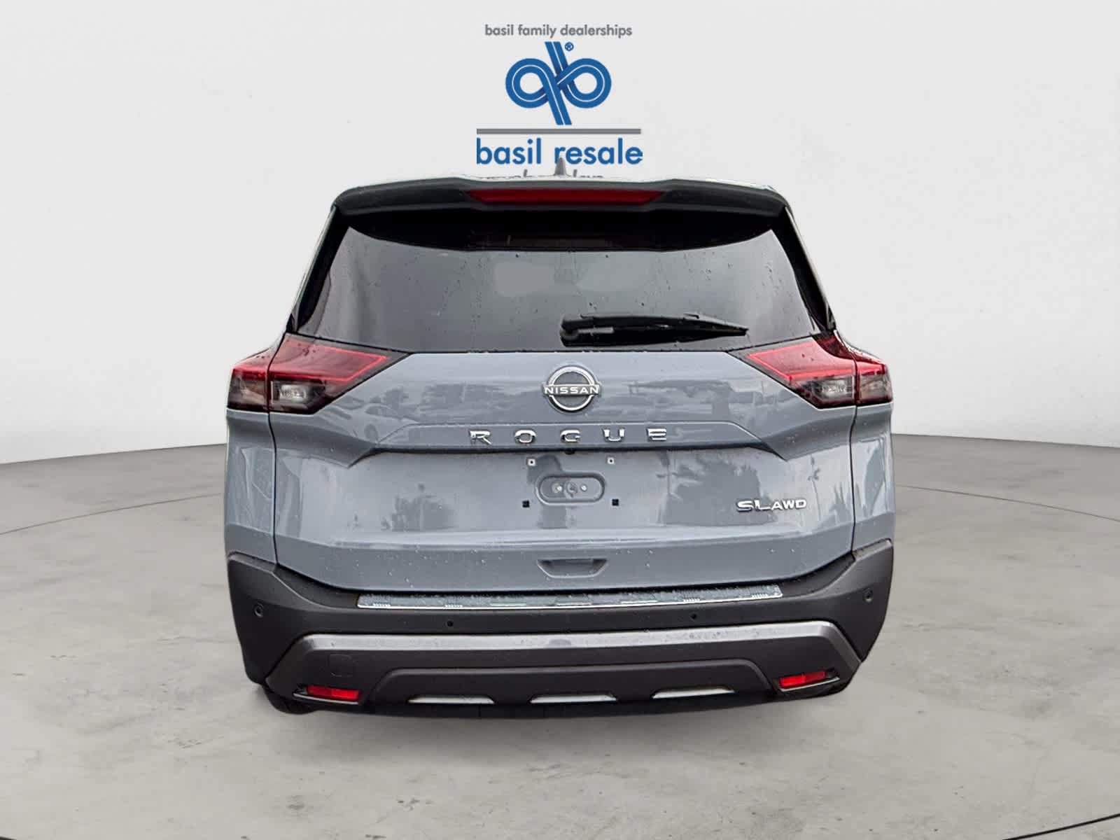 Used 2023 Nissan Rogue SL w/ SL Premium Package AWD/4WD image 5