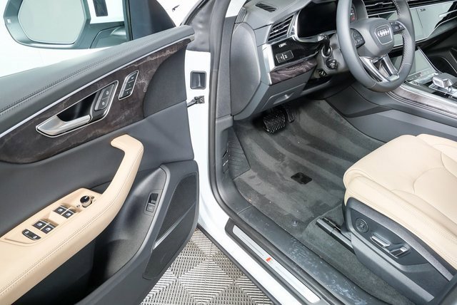 New 2026 Audi Q8 Prestige image 8