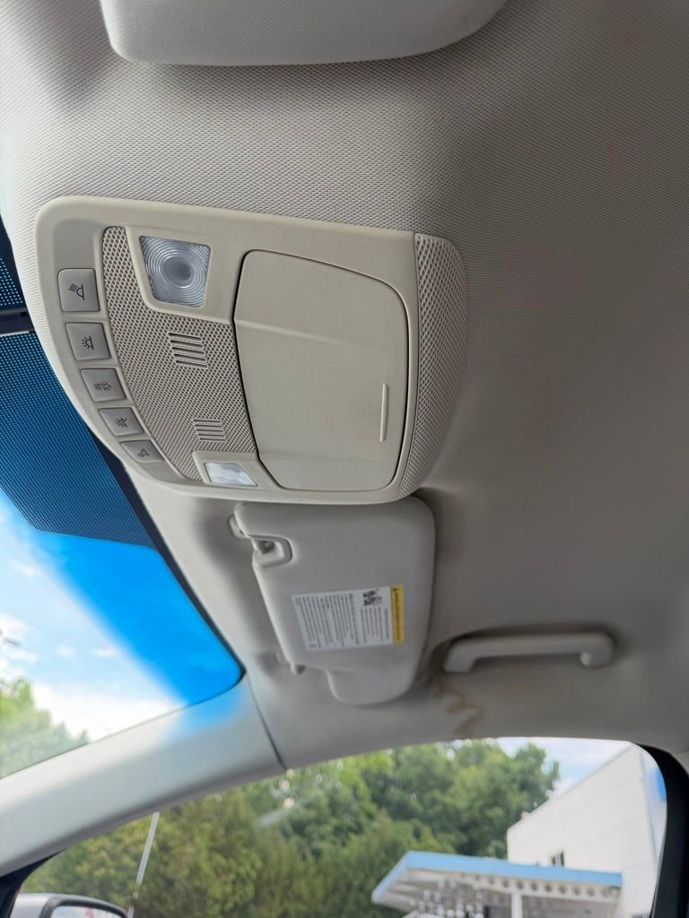 Used 2015 Ford Edge SEL w/ Equipment Group 201A AWD/4WD image 18