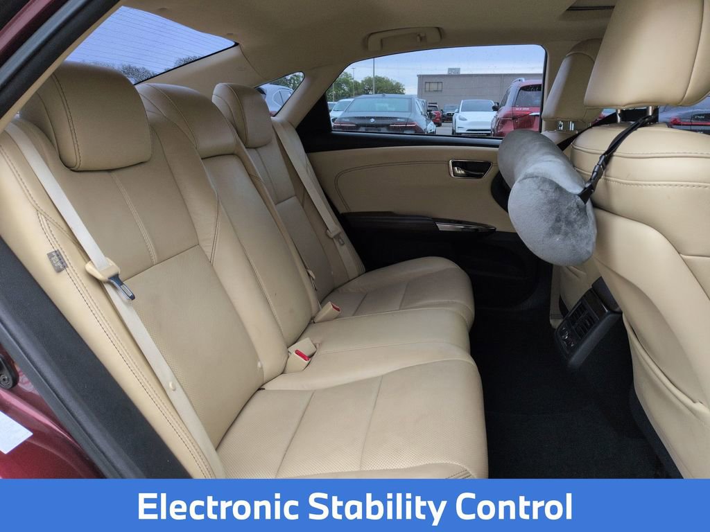 Used 2013 Toyota Avalon Limited image 31