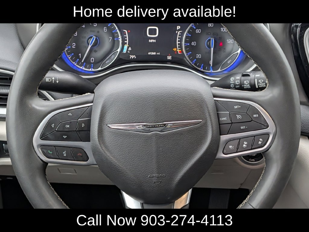 Used 2024 Chrysler Pacifica Touring-L FWD image 15