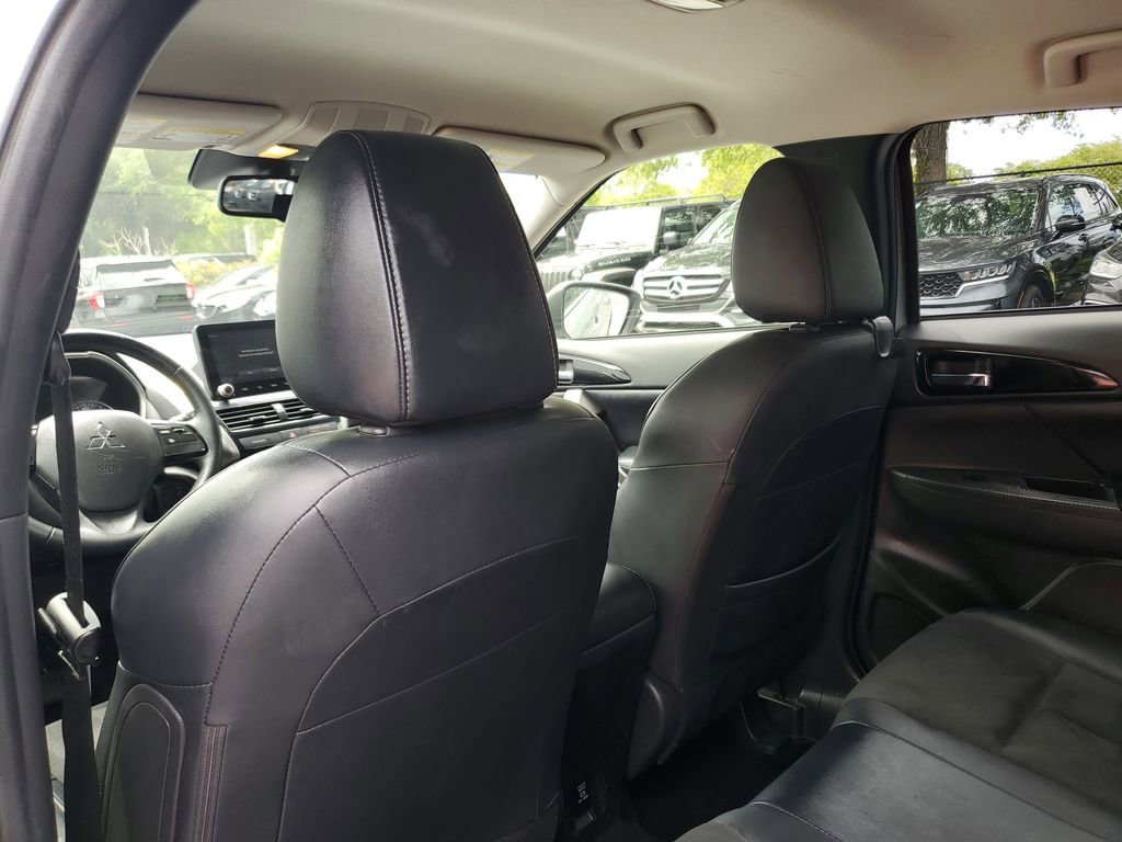 Used 2022 Mitsubishi Eclipse Cross SE image 13