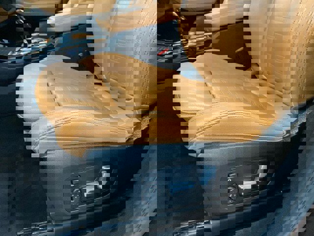 Used 2019 BMW X3 M40i w/ Premium Package image 17