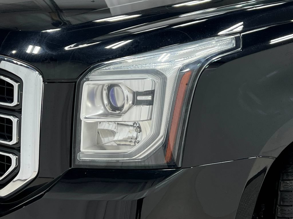 Used 2016 GMC Yukon SLT w/ Open Road Package AWD/4WD image 40