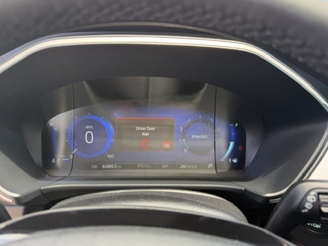 Used 2022 Ford Escape SEL w/ Technology Package FWD image 16
