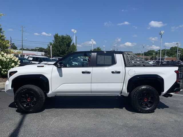 Used 2026 Toyota Tacoma TRD Pro AWD/4WD image 5