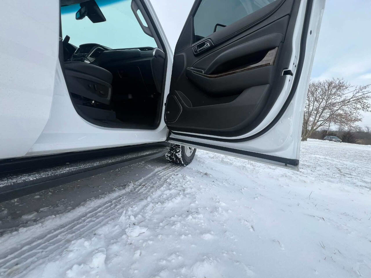 Used 2015 Chevrolet Tahoe LT w/ Luxury Package image 19