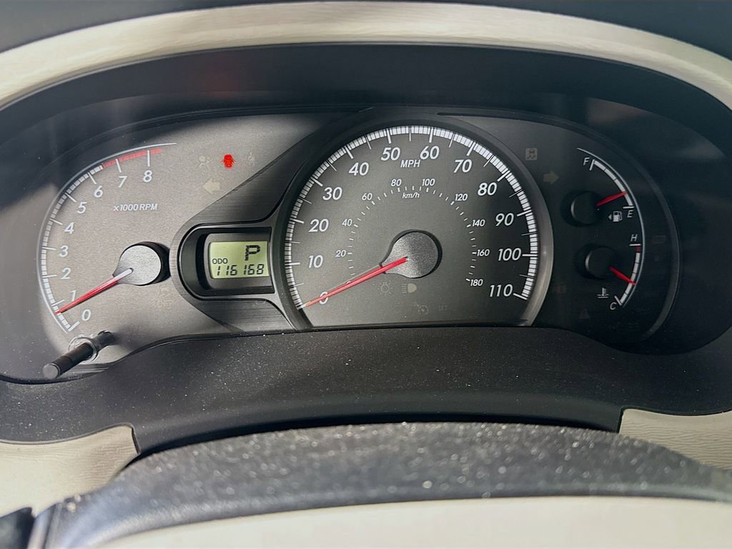 Used 2012 Toyota Sienna LE w/ Towing Pkg image 8