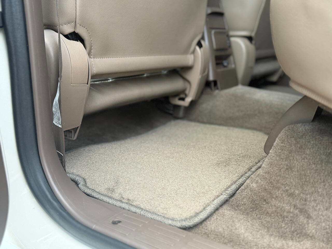 Used 2001 Toyota 4Runner SR5 image 35