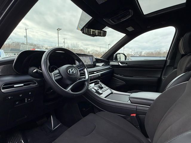 Used 2024 Hyundai Palisade Calligraphy image 15