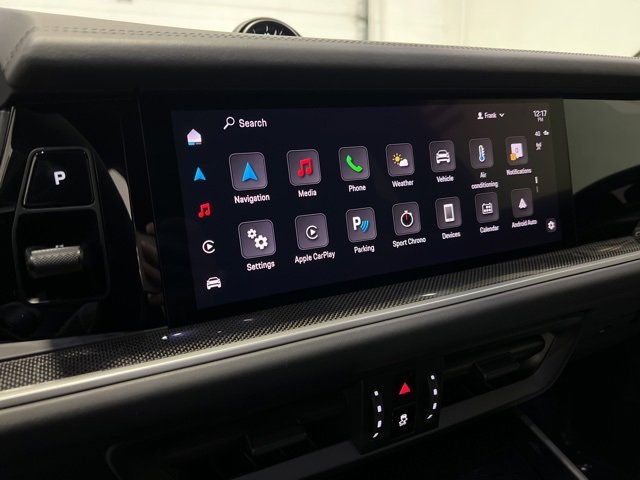 Used 2024 Porsche Cayenne Coupe image 41