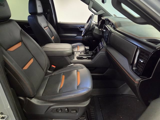 Used 2024 GMC Sierra 1500 AT4 w/ Technology Package AWD/4WD image 16