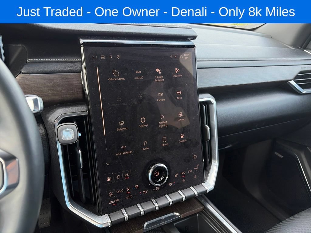 Used 2025 GMC Acadia Denali FWD image 9