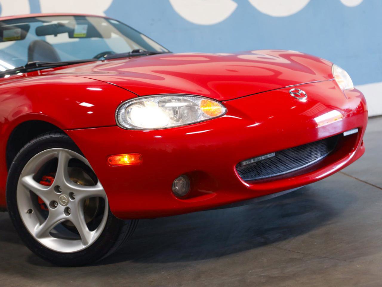 Used 2003 MAZDA MX-5 Miata RWD image 43
