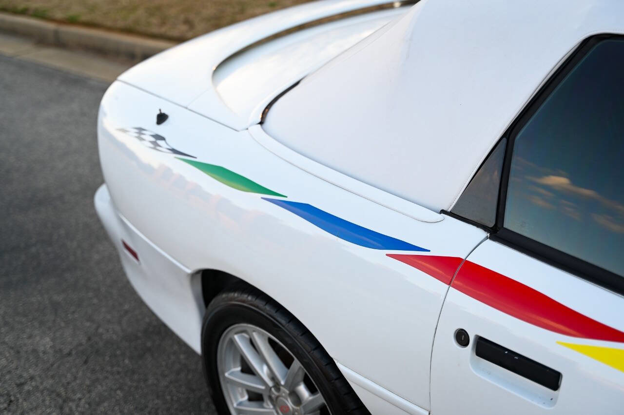 Used 1997 Chevrolet Camaro Z28 image 19