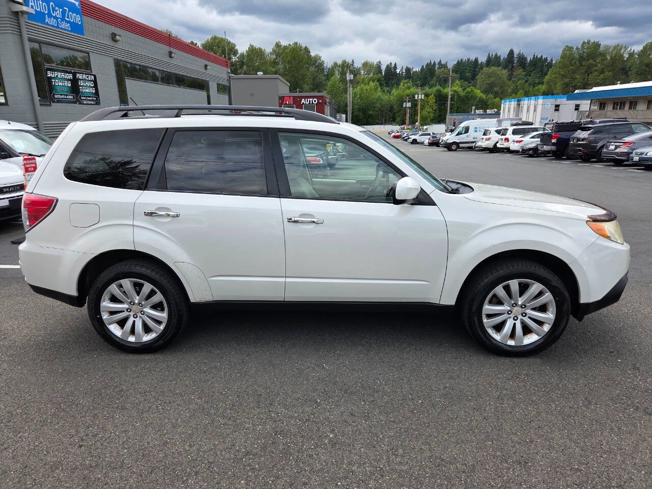 Used 2012 Subaru Forester 2.5X Premium image 8