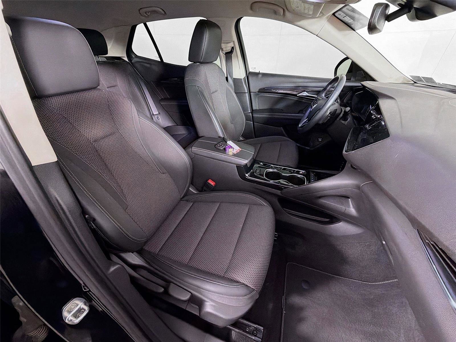 Used 2022 Buick Envision Preferred AWD/4WD image 27
