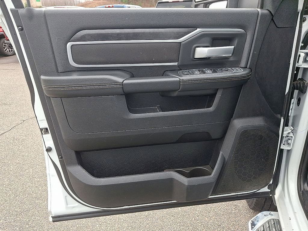 Used 2024 RAM 2500 Big Horn image 12