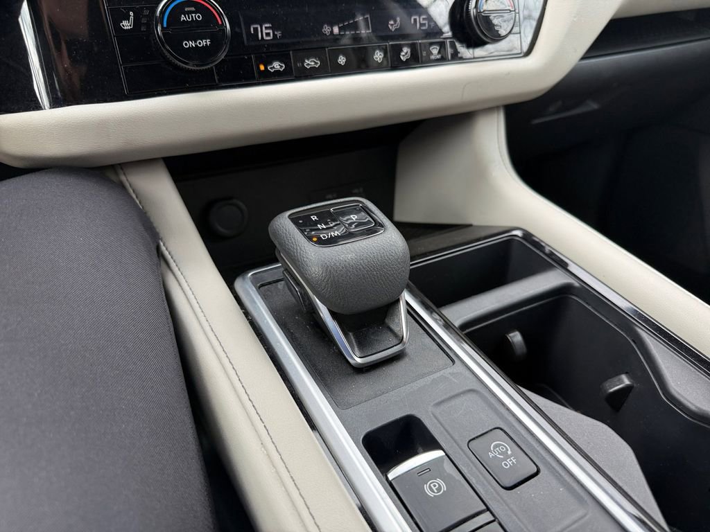 Used 2024 Nissan Pathfinder SV image 21