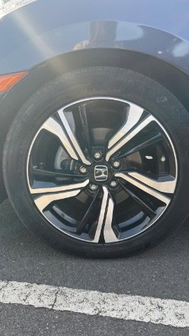 Used 2017 Honda Civic Touring image 8