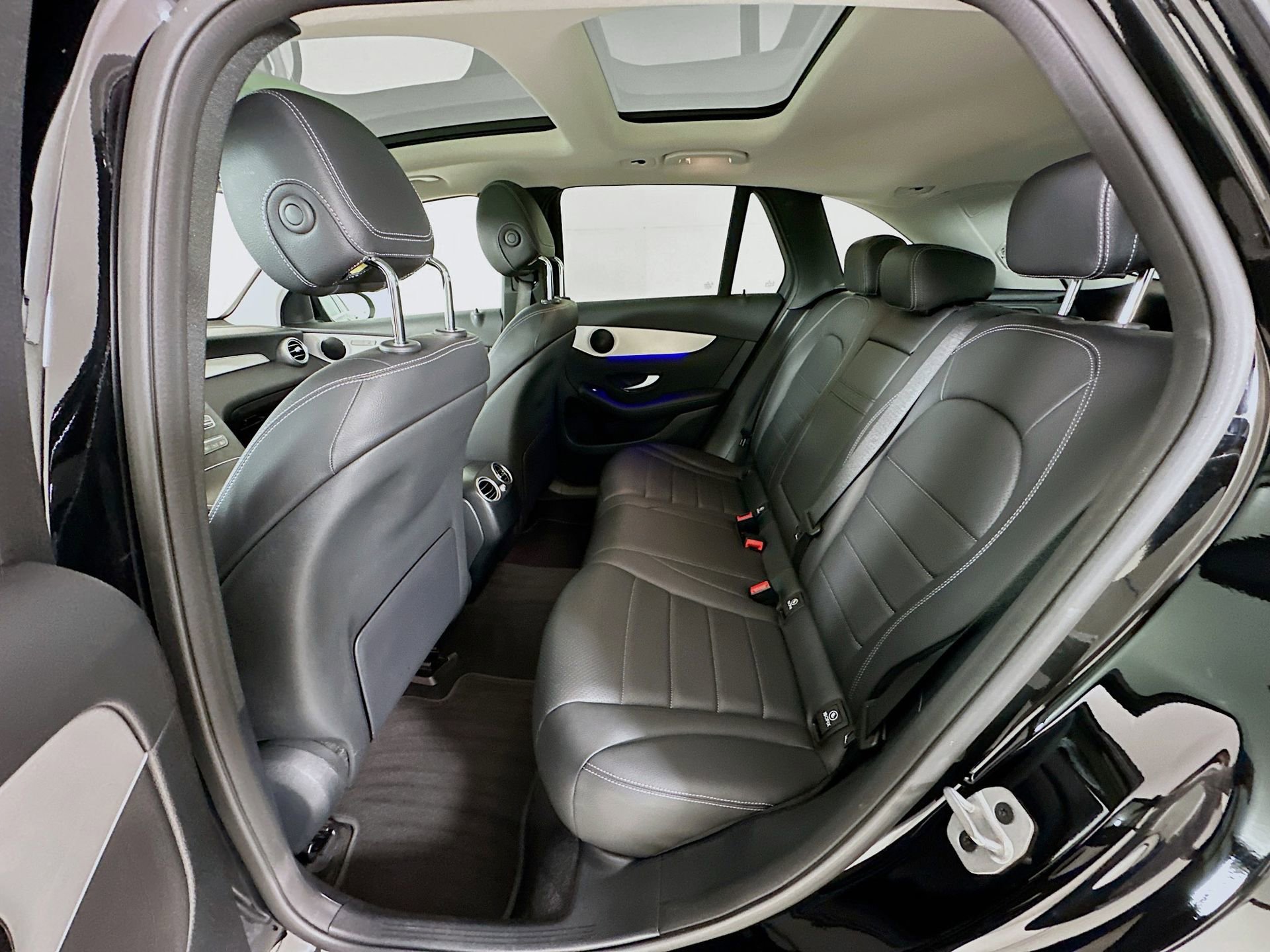 Certified 2022 Mercedes-Benz GLC 300 image 26