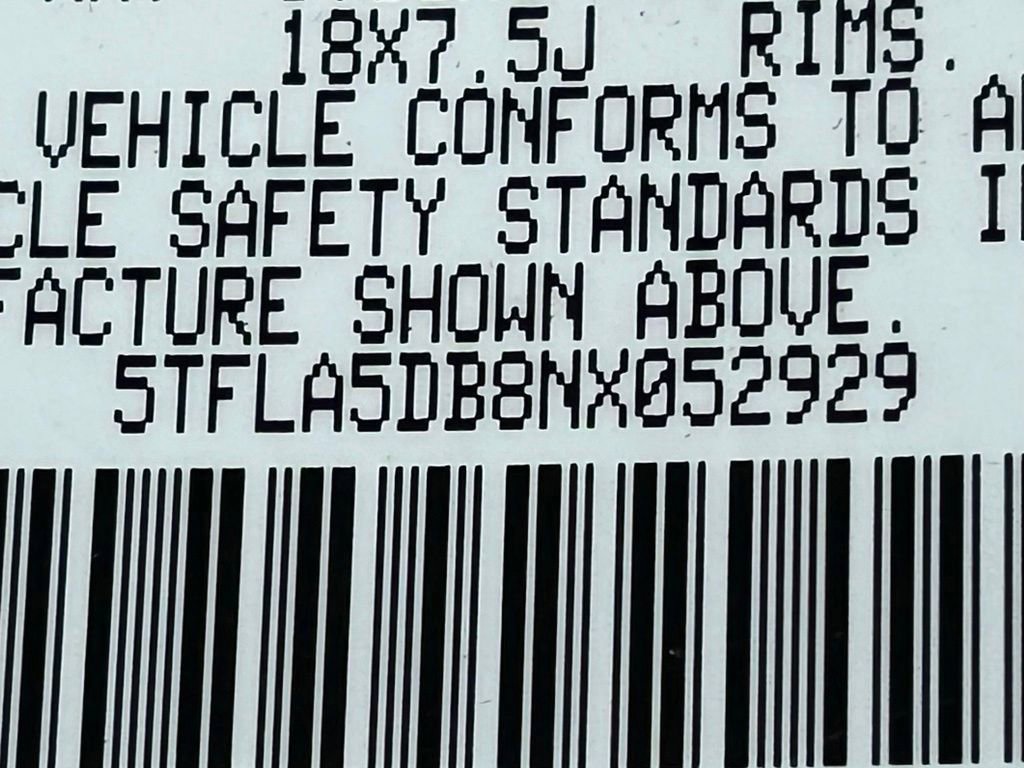 Used 2022 Toyota Tundra SR5 w/ SR5 Convenience Package AWD/4WD image 33