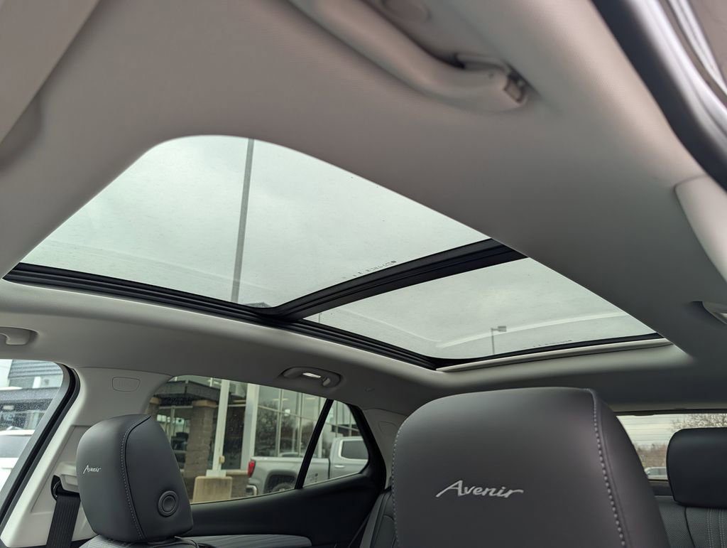 New 2026 Buick Envision Avenir image 6