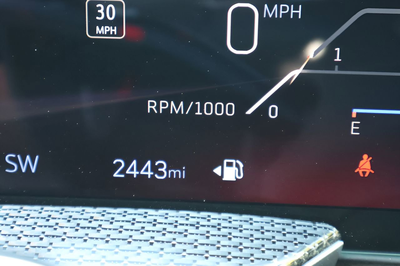 Certified 2026 Cadillac Escalade V w/ LPO, ONYX Package image 30