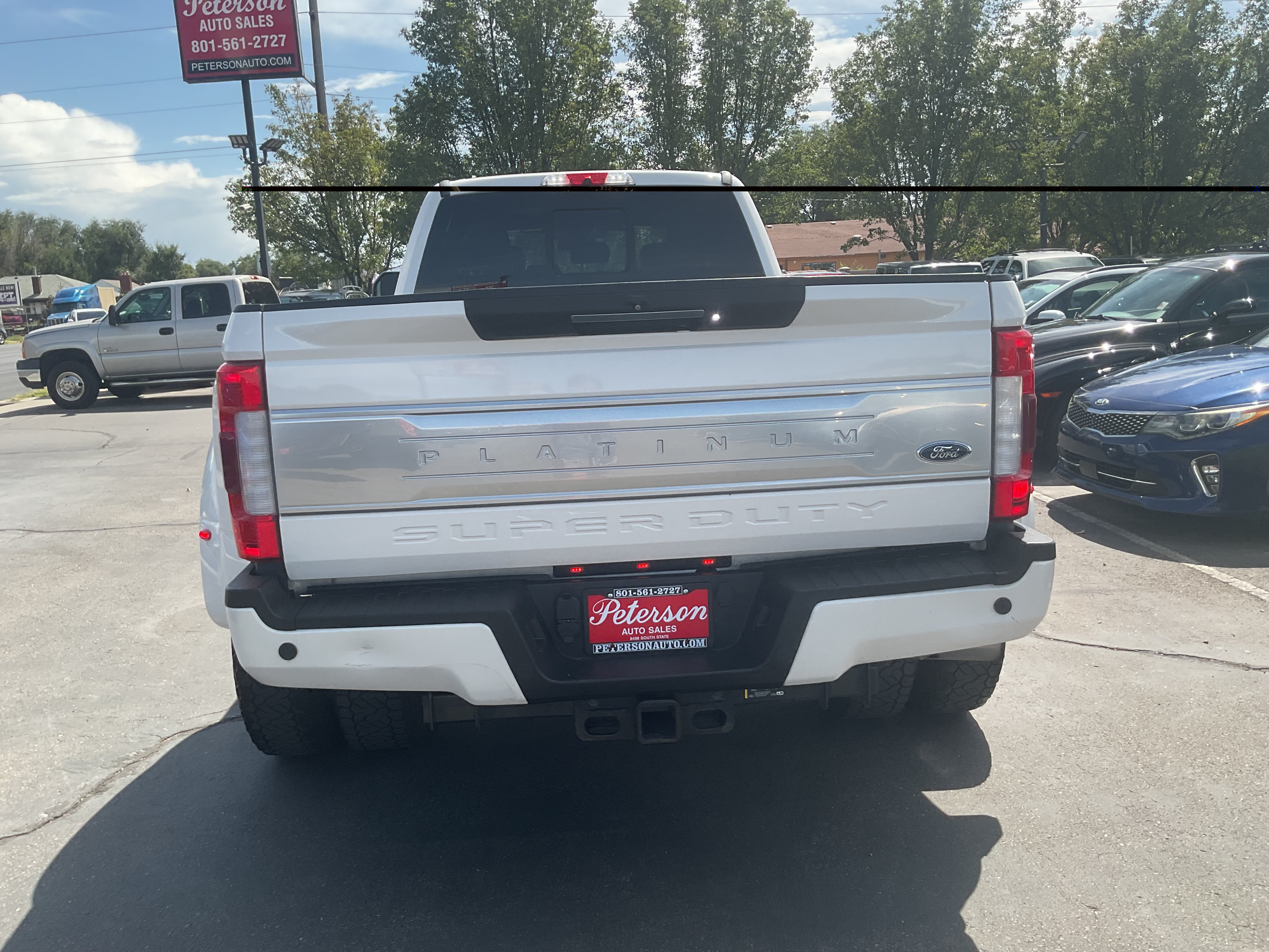 Used 2019 Ford F350 Platinum w/ Platinum Ultimate Package AWD/4WD image 8