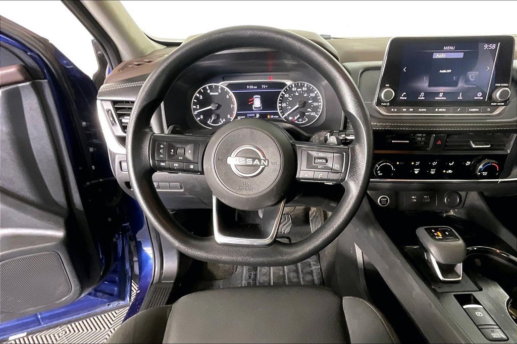 Used 2023 Nissan Rogue S FWD image 6