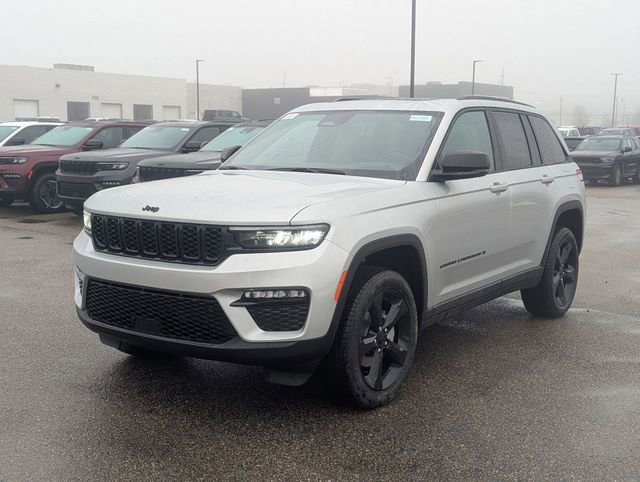 New 2025 Jeep Grand Cherokee Limited image 7