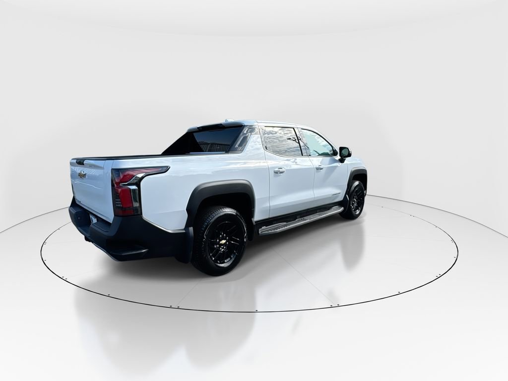 Used 2025 Chevrolet Silverado EV LT image 8