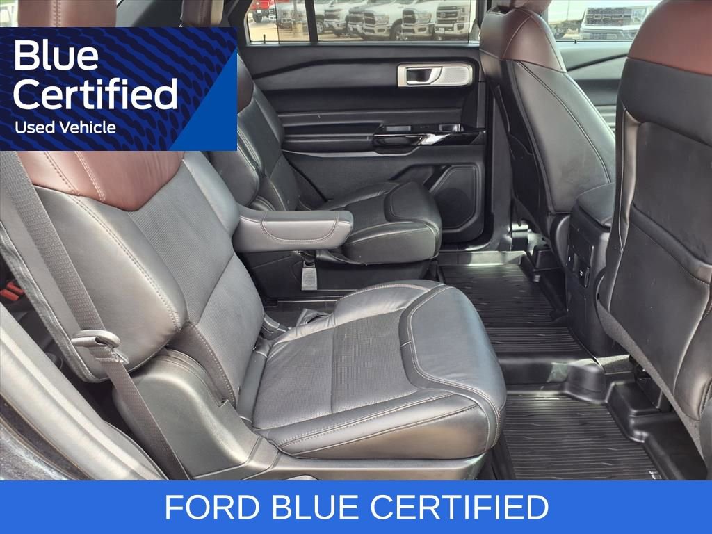Certified 2022 Ford Explorer Platinum w/ Equipment Group 601A AWD/4WD image 29