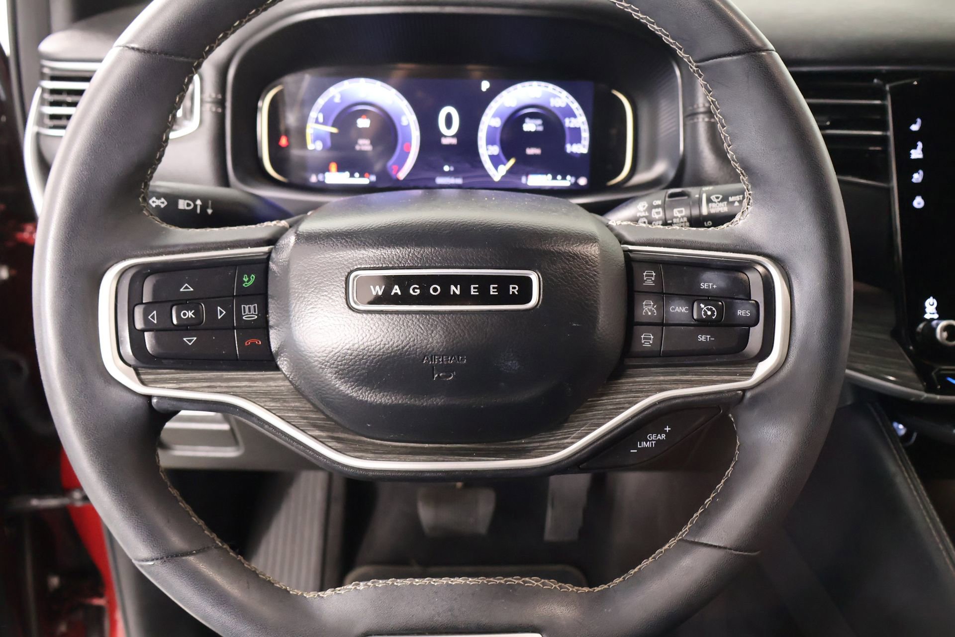 Used 2022 Jeep Wagoneer Series II image 3