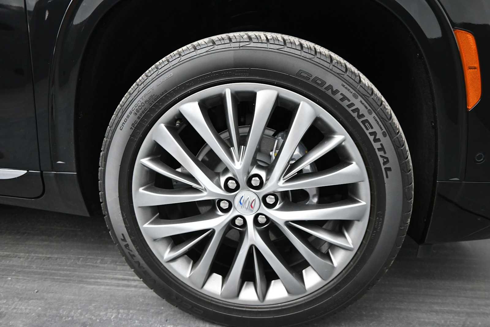 New 2026 Buick Enclave Avenir w/ Super Cruise Package AWD/4WD image 10