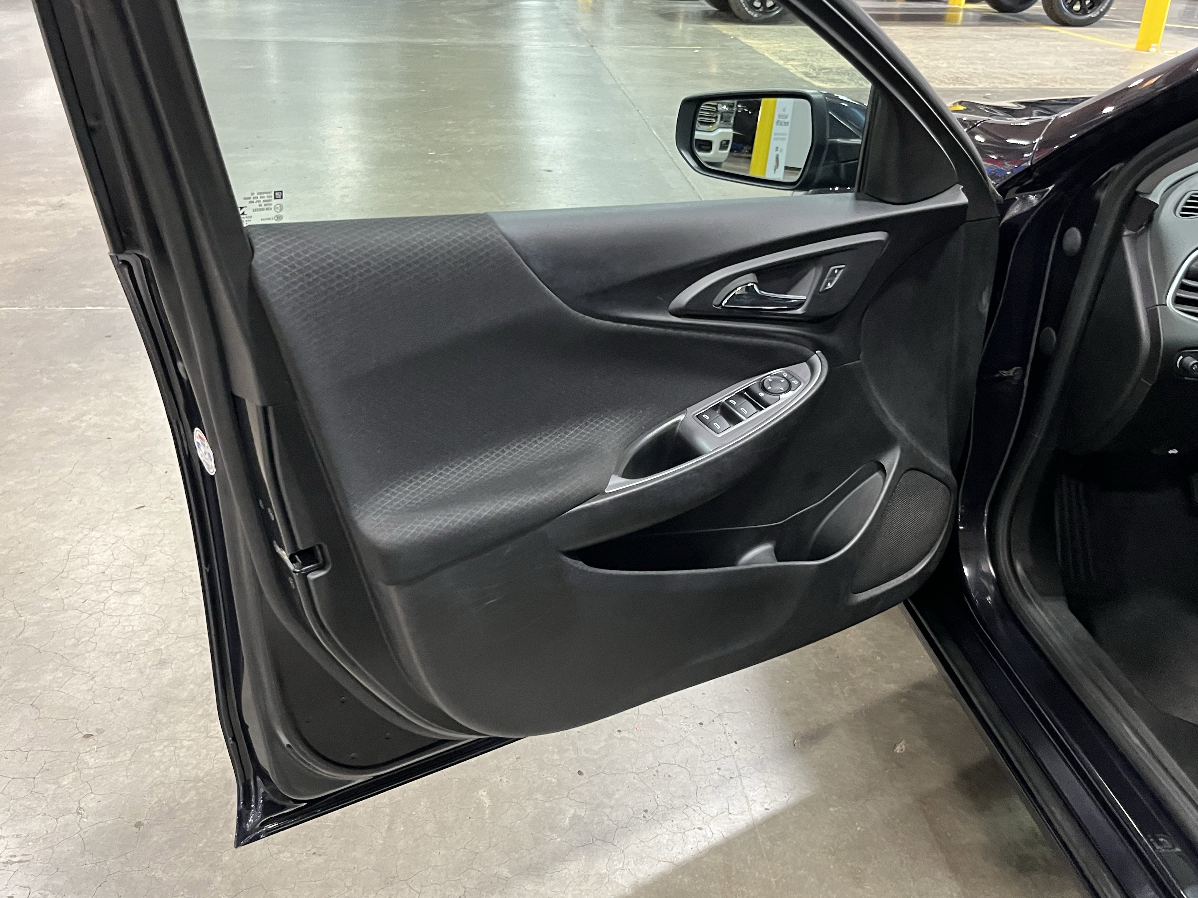 Used 2023 Chevrolet Malibu LS w/ Driver Confidence Package image 15